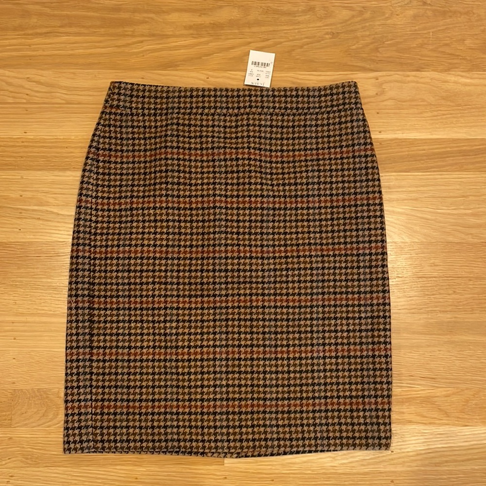 Jcrew size 2 pencil skirt, houndstooth, NWT